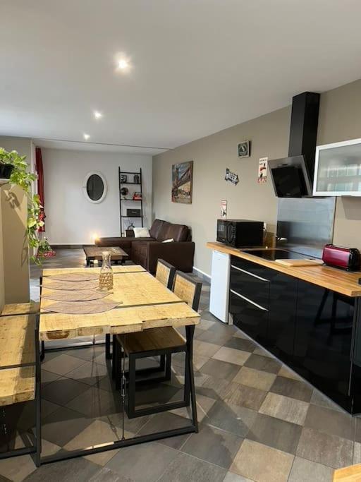 Appartement Grand Duplex De 80M2 à Alençon Extérieur photo